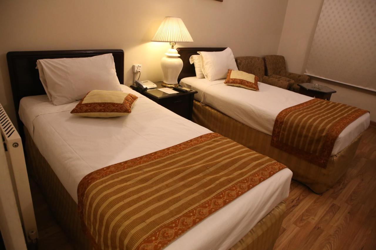 Carlton Tower Hotel Λαχόρη Εξωτερικό φωτογραφία