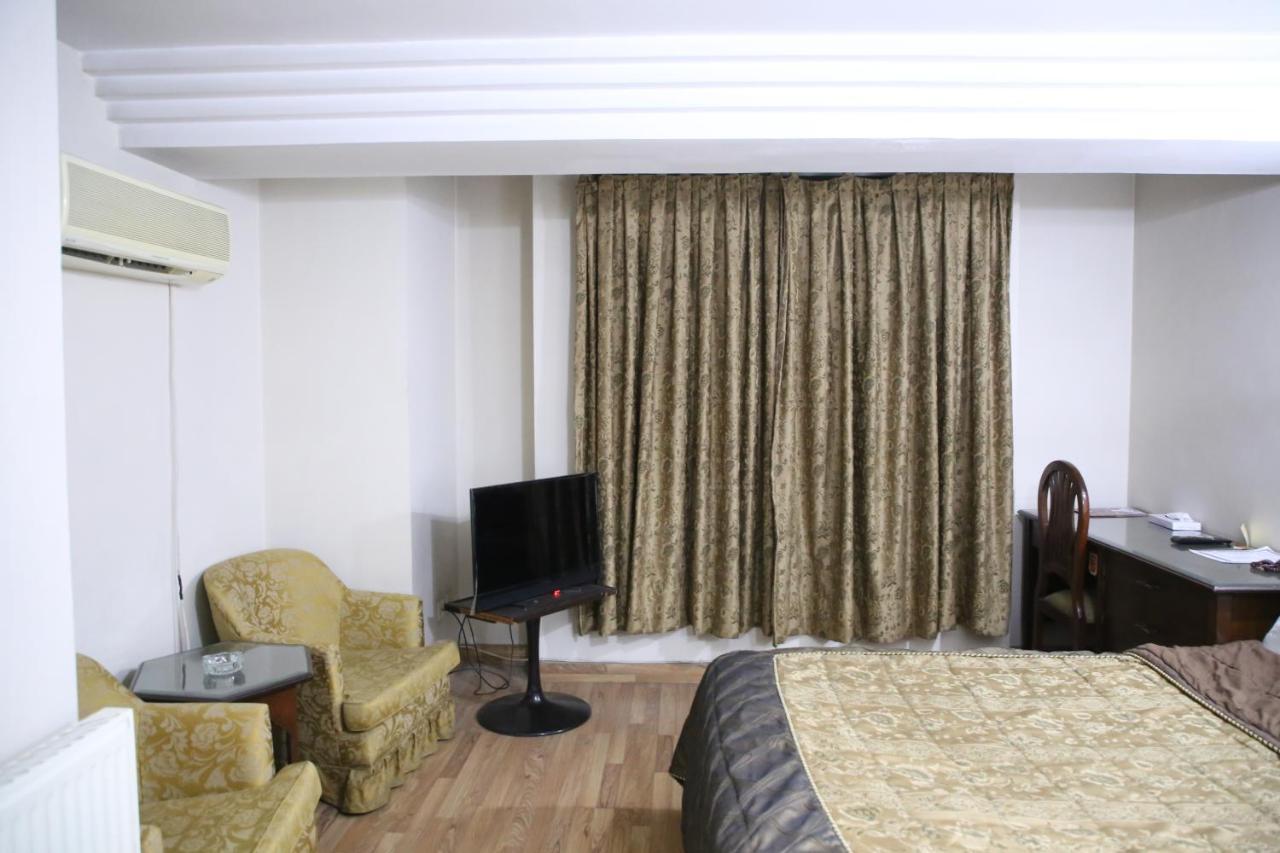 Carlton Tower Hotel Λαχόρη Εξωτερικό φωτογραφία