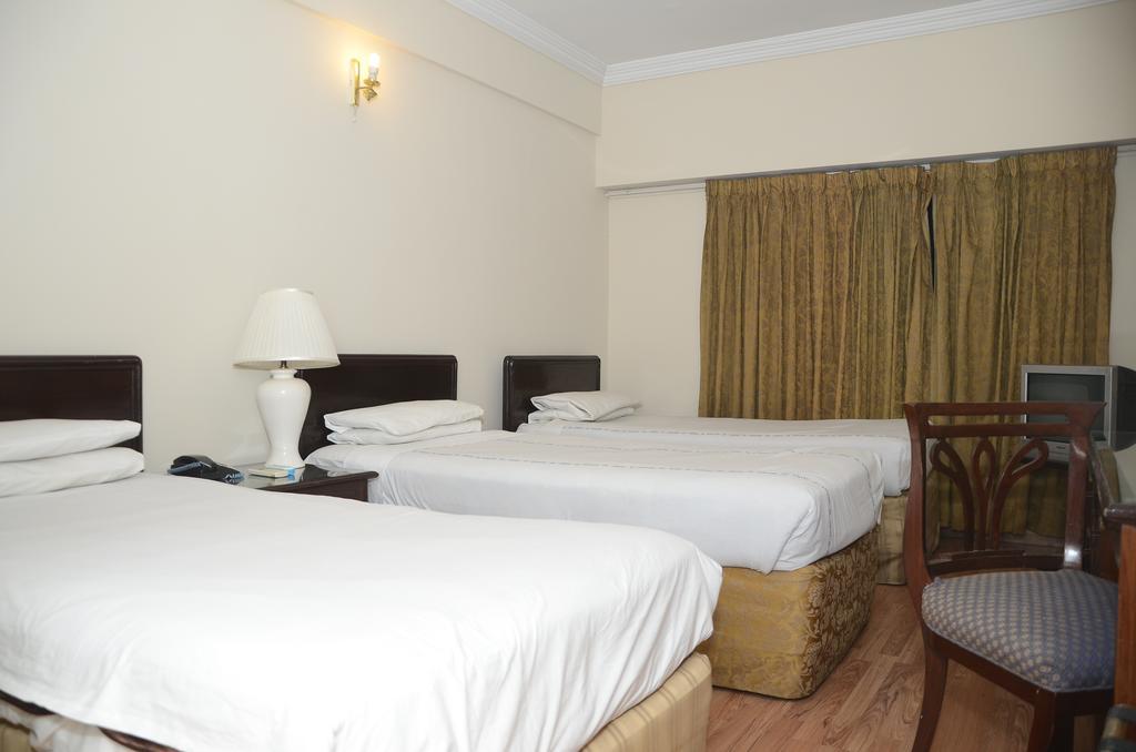 Carlton Tower Hotel Λαχόρη Εξωτερικό φωτογραφία