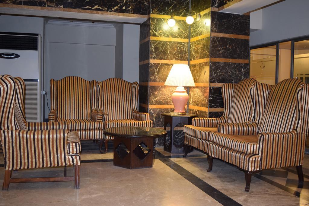 Carlton Tower Hotel Λαχόρη Εξωτερικό φωτογραφία