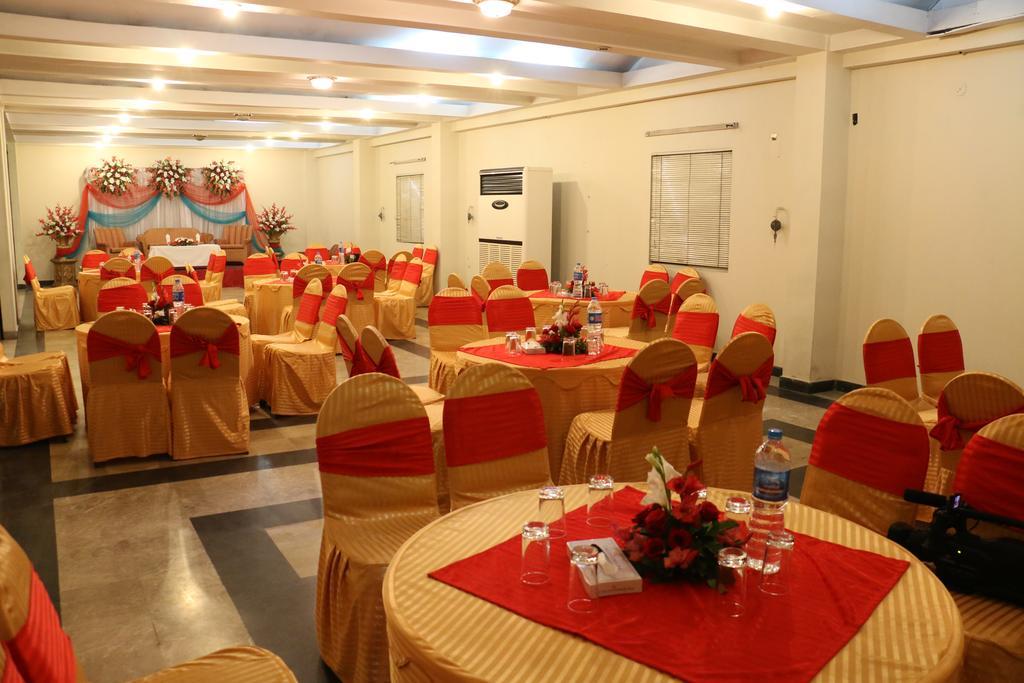 Carlton Tower Hotel Λαχόρη Εξωτερικό φωτογραφία