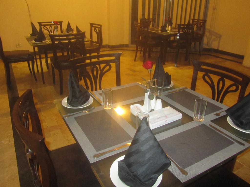 Carlton Tower Hotel Λαχόρη Εξωτερικό φωτογραφία